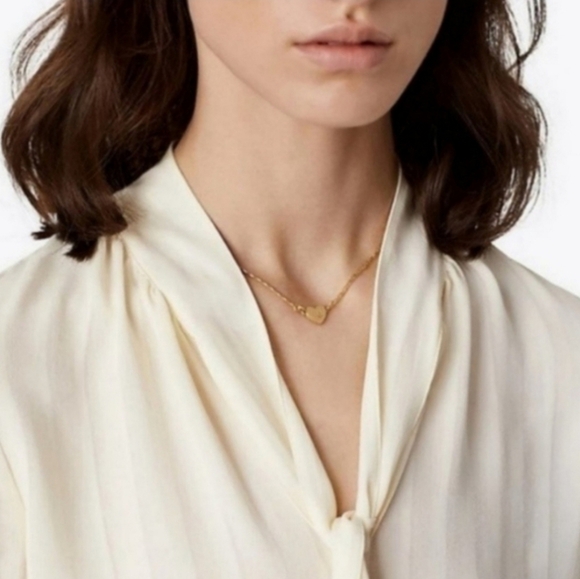 Tory Burch Dainty Gold 💛 Necklace - Picture 5 of 6